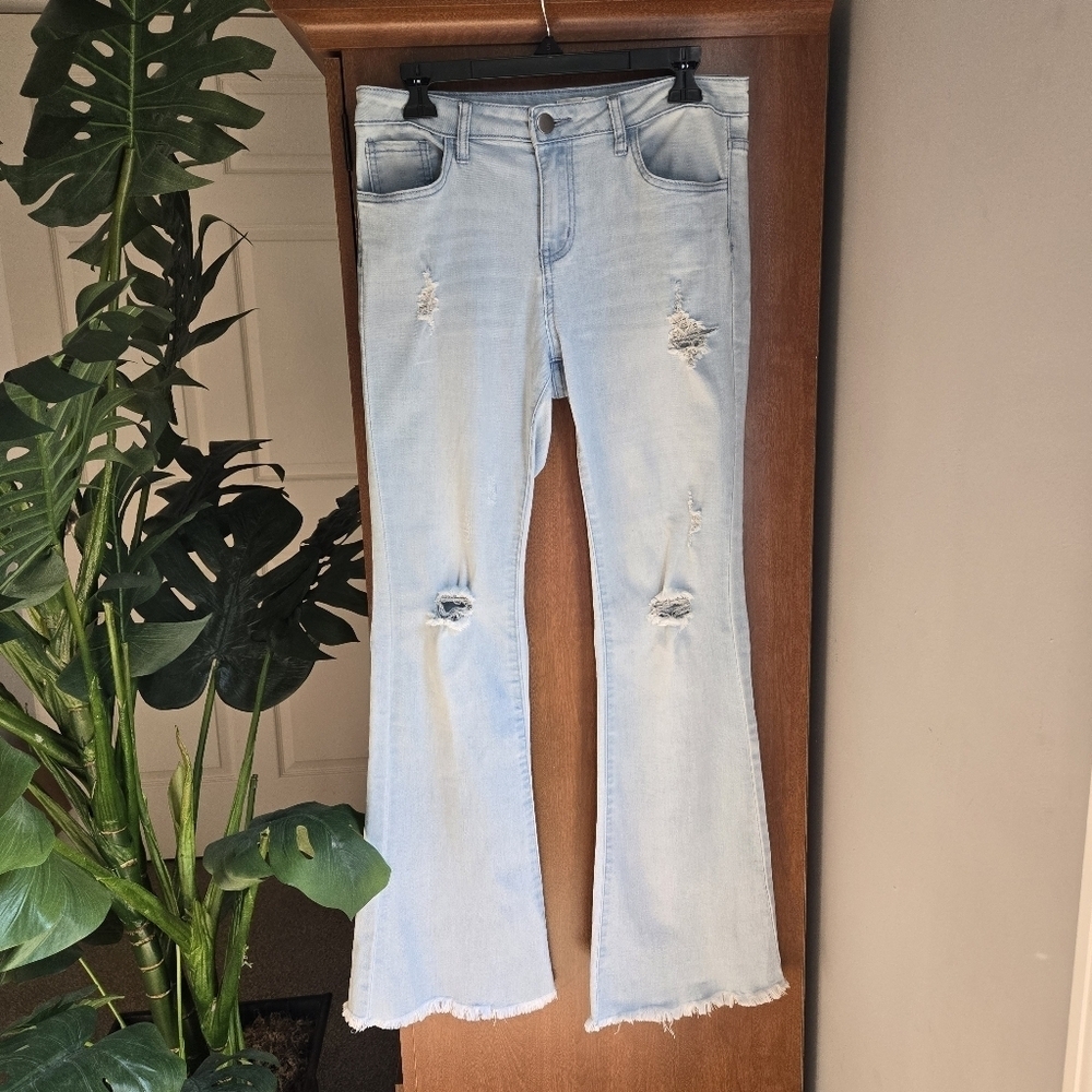 Easel Light Blue Distressed Flare Jeans Size Medium